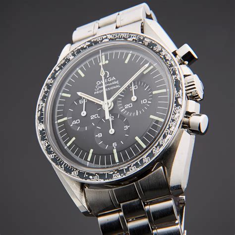 omega speedmaster professional pre owned.